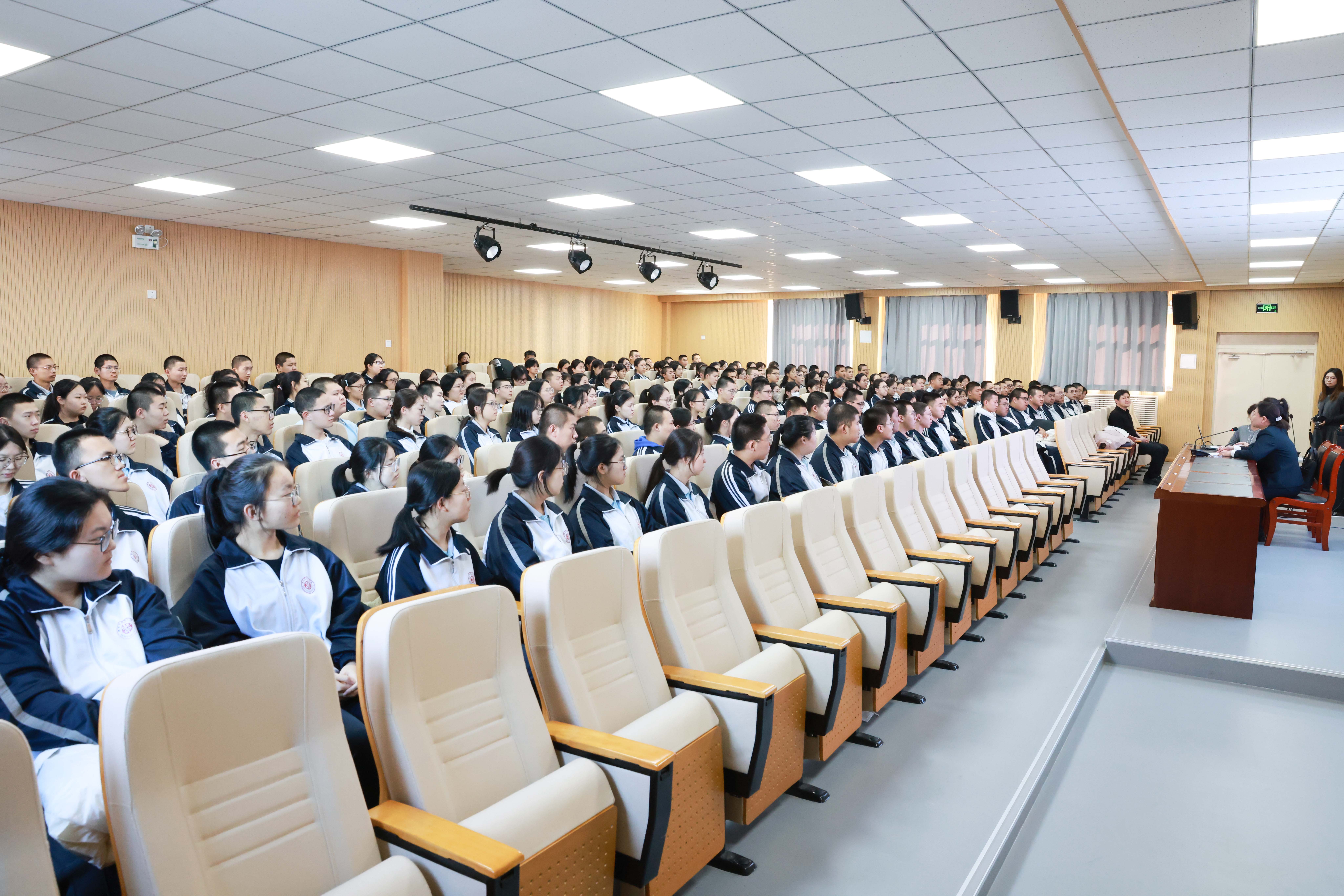 �커��ѿ��ͯ��δ������á�ָ�⡱�䡰����������쳤�������ϿΣ������籩��˵��������